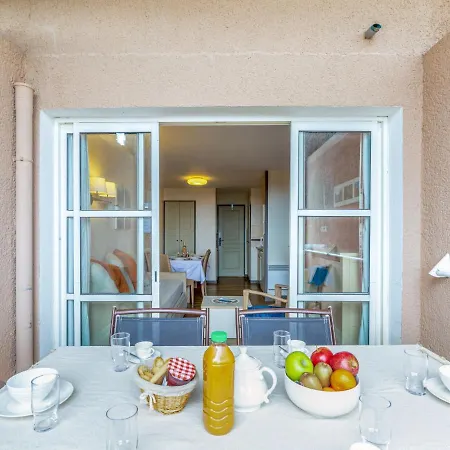 شقة L'esquinade - P3 213 By Interhome Saint-Raphaël